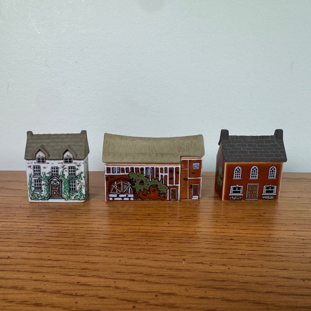 Wade England Whimsey on Why‎ Buildings Lot of 3 District Bank Water Mill House